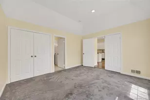 215 Summit Way, Syosset, NY 11791 - Photo 17
