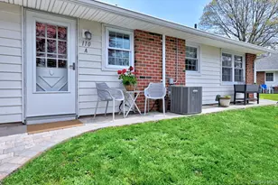 110 Exmore Ct, Ridge, NY 11961 - Photo 5