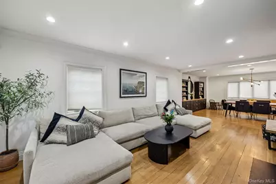 57 Berkley Road, Mineola, NY 11501 - Photo 5