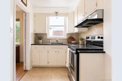 20-29 28th Street, Astoria, NY 11105 - Photo 7