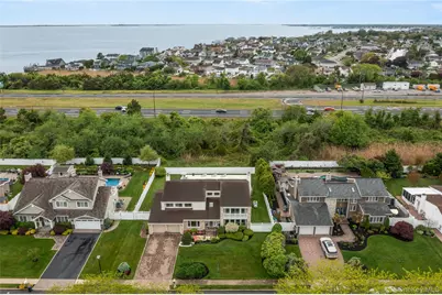 152 Pace Drive S, West Islip, NY 11795 - Photo 37