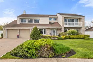 152 Pace Dr S, West Islip, NY 11795 - Photo 3