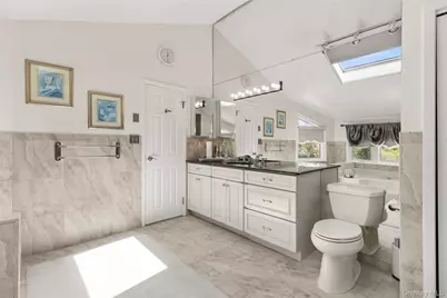152 Pace Drive S, West Islip, NY 11795 - Photo 25