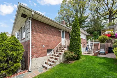80-73 Chevy Chase Street, Jamaica, NY 11432 - Photo 31