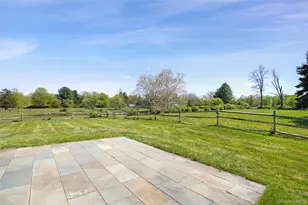 345 McLain St, Bedford Hills, NY 10507 - Photo 31