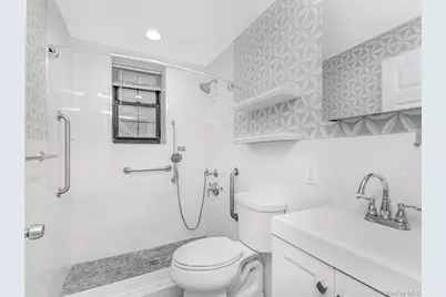 26 Pondfield Road W #F, Bronxville, NY 10708 - Photo 11