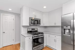 26 Pondfield Rd W, Bronxville, NY 10708 - Photo 7