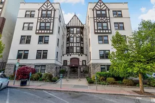 26 Pondfield Rd W, Bronxville, NY 10708 - Photo 15