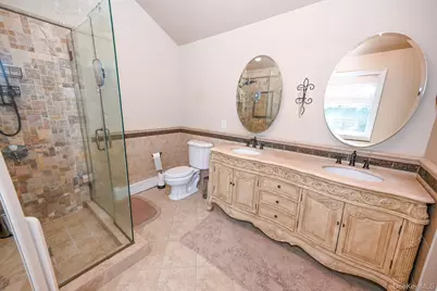 6 Ivy Court, Centereach, NY 11720 - Photo 21