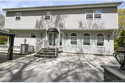 6 Ivy Court, Centereach, NY 11720 - Photo 7