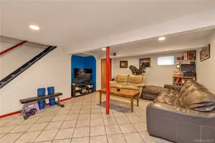 16 W 16th St, Deer Park, NY 11729 - Photo 15