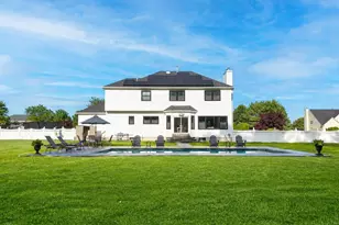 20 Chateau Dr, Manorville, NY 11949 - Photo 5