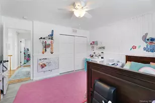 20 Chateau Dr, Manorville, NY 11949 - Photo 27