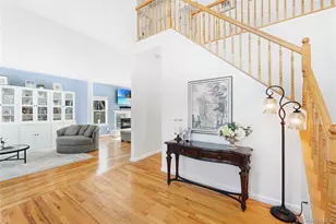 20 Chateau Dr, Manorville, NY 11949 - Photo 7