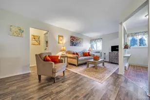 49 Mildred Pl, North Babylon, NY 11703 - Photo 3