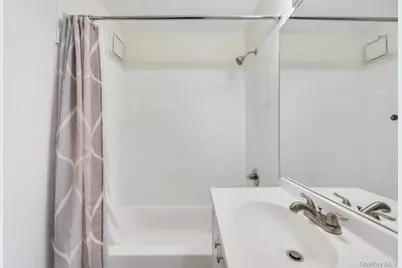49 Mildred Place #4A, North Babylon, NY 11703 - Photo 15