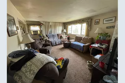 581 Grand Avenue, Lindenhurst, NY 11757 - Photo 23