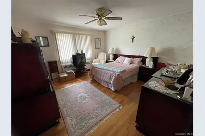 581 Grand Avenue, Lindenhurst, NY 11757 - Photo 15
