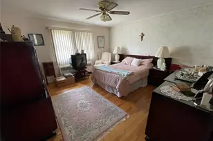 581 Grand Ave, Lindenhurst, NY 11757 - Photo 15