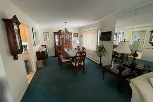 581 Grand Ave, Lindenhurst, NY 11757 - Photo 7