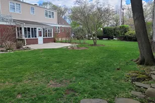 33 Nassau Blvd, West Hempstead, NY 11552 - Photo 11