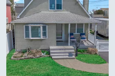 171 Annuskemunnica Road, Babylon, NY 11702 - Photo 1