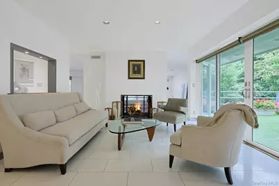 10 Cypress Point Drive, Purchase, NY 10577 - Photo 5