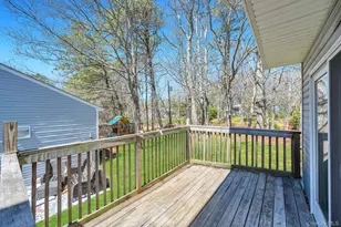 343 Oak Ave, Flanders, NY 11901 - Photo 33