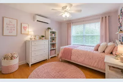 343 Oak Avenue, Flanders, NY 11901 - Photo 23