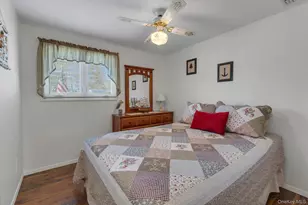 25 Deville Dr, Selden, NY 11784 - Photo 9