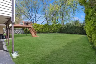 25 Deville Dr, Selden, NY 11784 - Photo 21