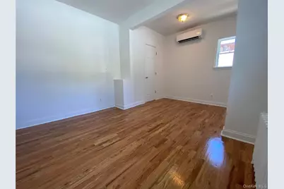 9 Nassau Road #1, Glen Cove, NY 11542 - Photo 5