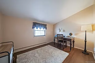 10 Lehigh Ln, Farmingville, NY 11738 - Photo 23