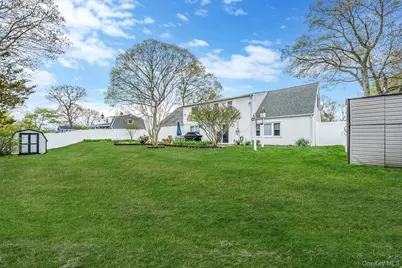 10 Lehigh Lane, Farmingville, NY 11738 - Photo 31