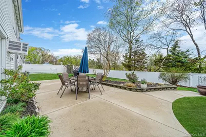 10 Lehigh Lane, Farmingville, NY 11738 - Photo 29