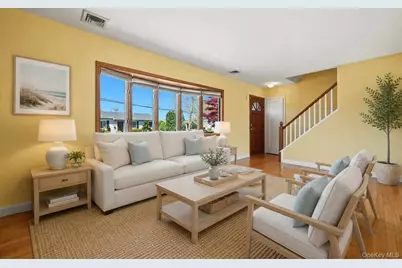10 Bunny Lane, Amityville, NY 11701 - Photo 3