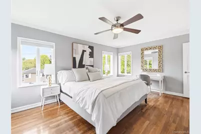 1 White Oak Drive, Port Washington, NY 11050 - Photo 17
