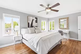 1 White Oak Dr, Port Washington, NY 11050 - Photo 17