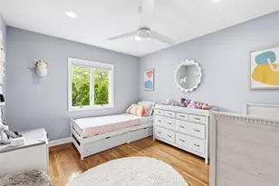 1 White Oak Dr, Port Washington, NY 11050 - Photo 15