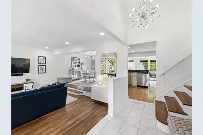 1 White Oak Drive, Port Washington, NY 11050 - Photo 3