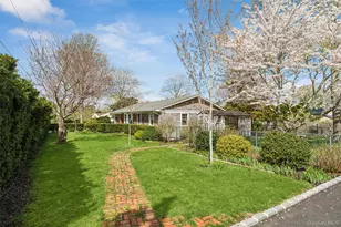 5 Maryland Blvd, Hampton Bays, NY 11946 - Photo 17