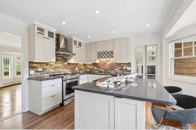 5 Maryland Boulevard, Hampton Bays, NY 11946 - Photo 5