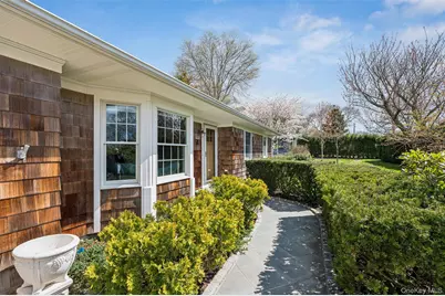 5 Maryland Boulevard, Hampton Bays, NY 11946 - Photo 3