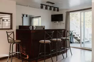 10 Cambridge Dr, Red Hook, NY 12571 - Photo 9