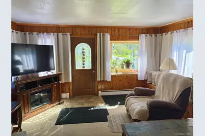42 Waterstone Road, Greenwood Lake, NY 10925 - Photo 3