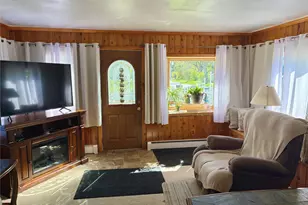 42 Waterstone Rd, Greenwood Lake, NY 10925 - Photo 3
