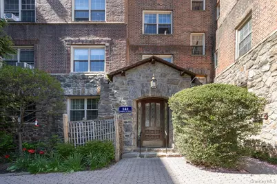 151 Centre Avenue #4B, New Rochelle, NY 10805 - Photo 1