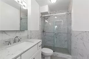 166-25 Powells Cove Blvd, Whitestone, NY 11357 - Photo 15