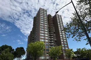 166-25 Powells Cove Blvd, Whitestone, NY 11357 - Photo 43