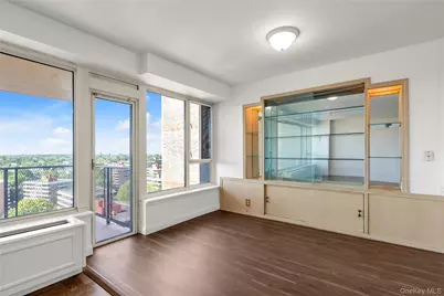 166-25 Powells Cove Boulevard #17G, Whitestone, NY 11357 - Photo 9